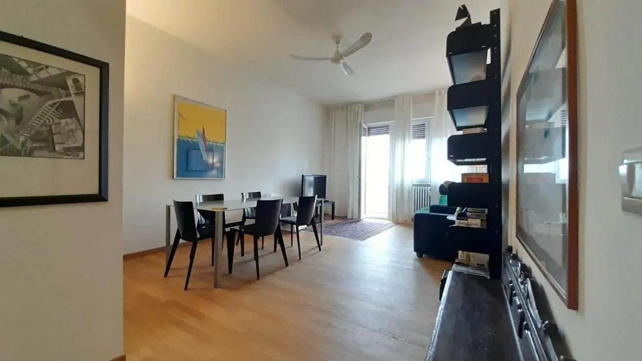 Books Apartament Rimini Apartment