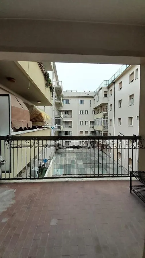 Books Apartament Rimini Apartment